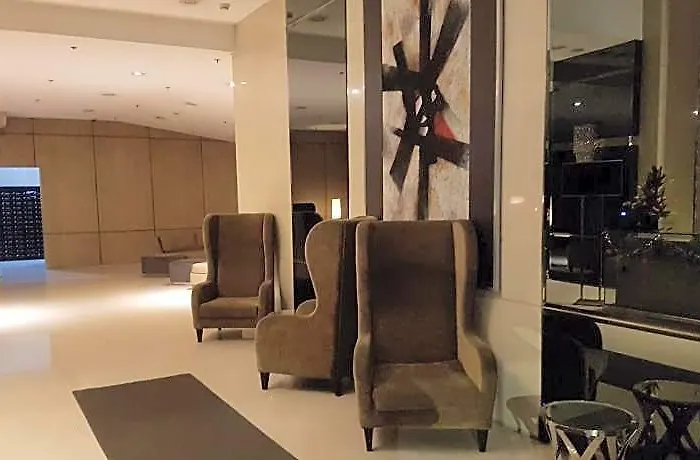 Jr Luxe 1824 At Princeton Residences